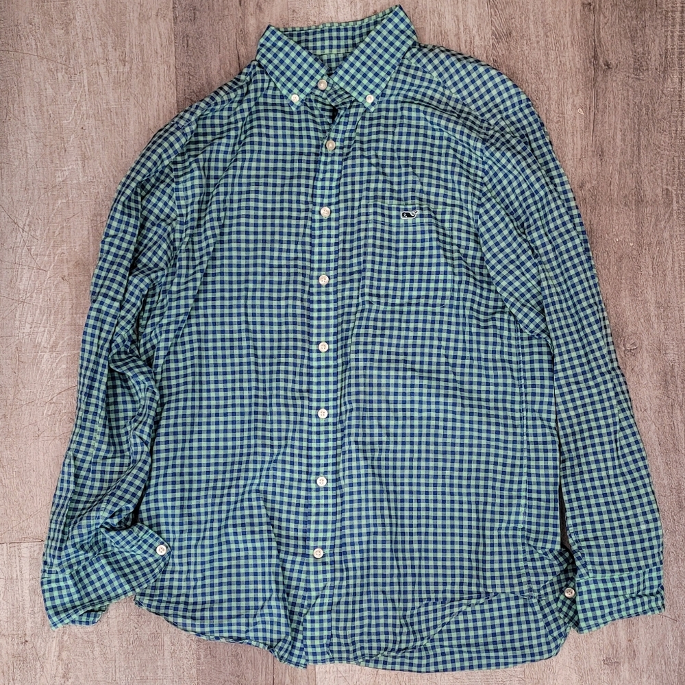 Vinyard vines button-down shirt men's medium @B4